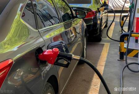 油价涨跌白热化阶段！油价调整消息：全国调整92、95、98汽油价格-油价调整窗口时间表