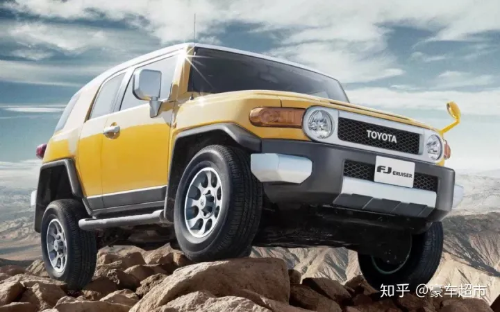男人的大玩具，丰田FJ酷路泽，既个性又复古的全能越野车！-丰田f句酷路泽