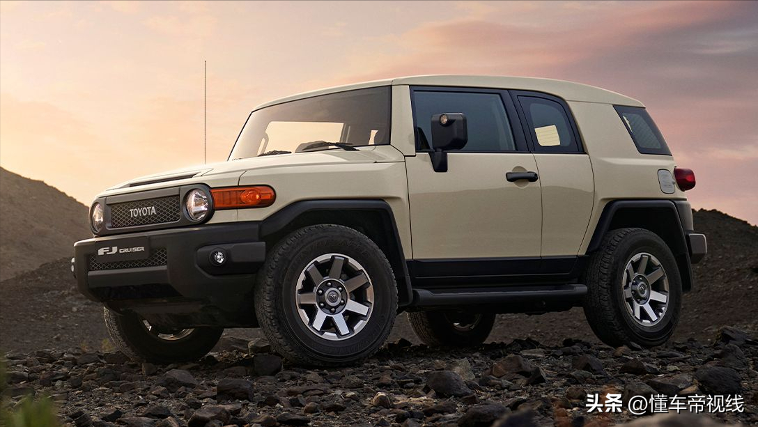 新车 | 海外售价约29万元，2023款丰田FJ 酷路泽发布，配4.0升V6动力-丰田fj酷路泽还会再出新款吗