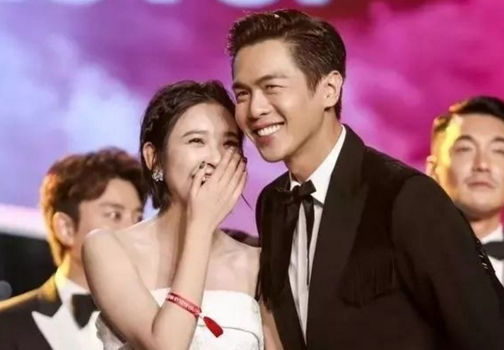 张若昀说和唐艺昕聚会相识的，这对模范夫妇有多甜（张若昀和唐艺昕一起的综艺）