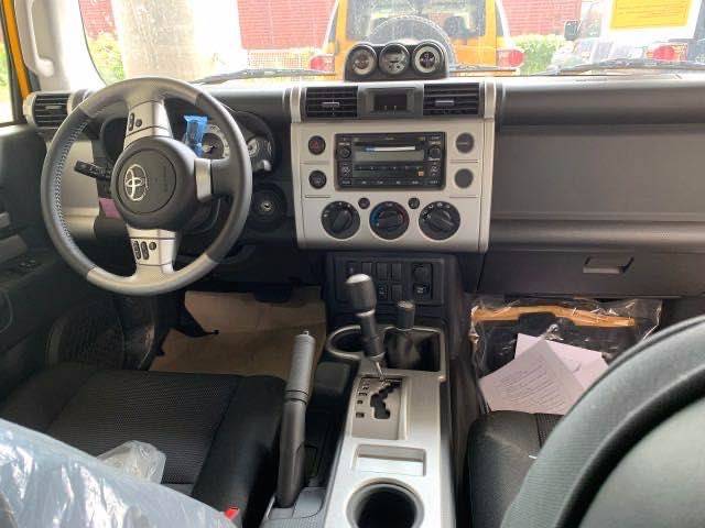 2020款丰田FJ酷路泽 顶级越野座驾再创奇迹-2022款丰田fj酷路泽