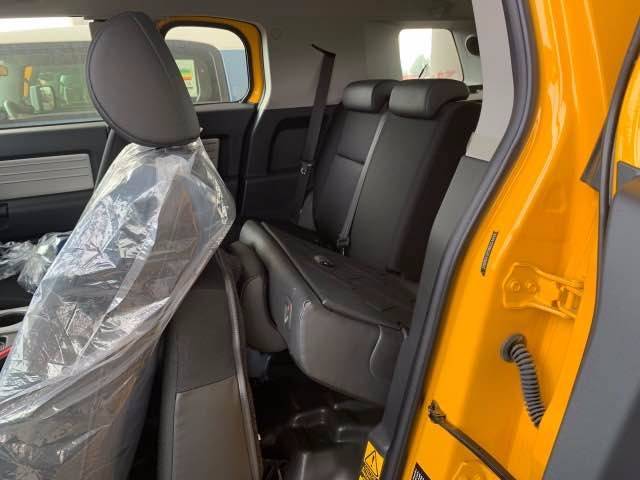 2020款丰田FJ酷路泽 顶级越野座驾再创奇迹-2022款丰田fj酷路泽