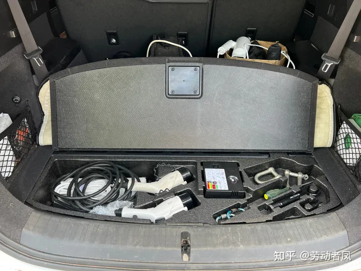 唐DM-i每天一个小技巧，用车没烦恼——轮胎故障处理补胎液的使用-唐dm换胎后胎压监测信号异常