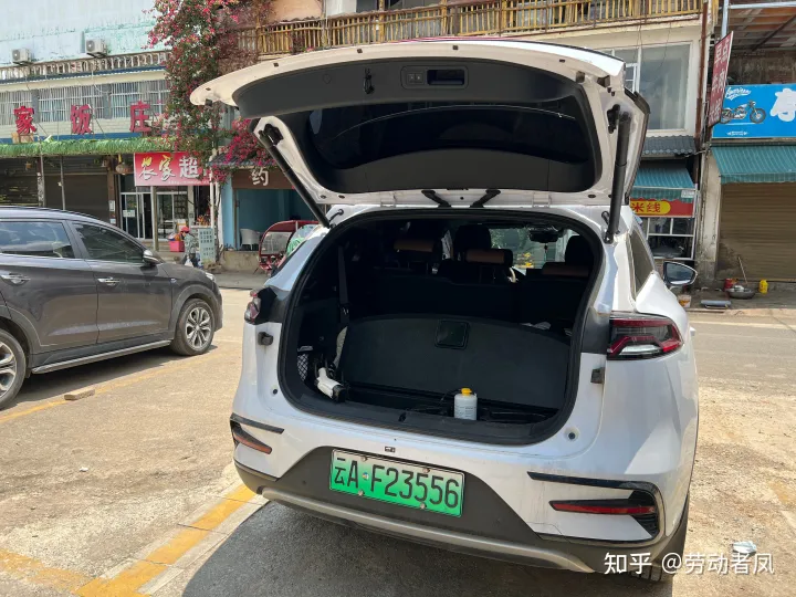 唐DM-i每天一个小技巧，用车没烦恼——轮胎故障处理补胎液的使用-唐dm换胎后胎压监测信号异常