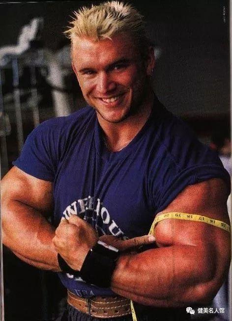 健美小巨人——李·普瑞斯特（李普利斯特手臂训练）