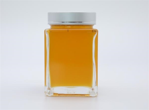 各种蜂蜜的功效和作用?蜂蜜的种类及适合人群?（各种蜂蜜的功效与作用是什么）