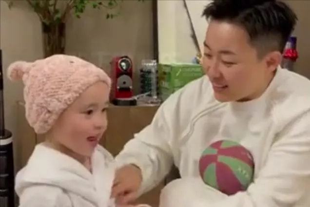 叶海洋花16万生二胎，同父同母妹妹颜值高，生父身份曝光引热议（叶海洋女儿近照图片）