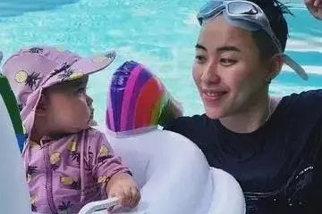 叶海洋花16万生二胎，同父同母妹妹颜值高，生父身份曝光引热议（叶海洋女儿近照图片）