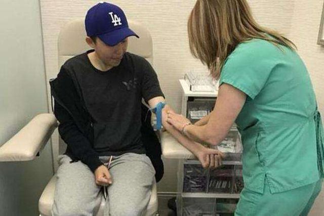 千万身价叶海洋，跳过结婚，携50万自己生5国混血，又当爹又当娘（叶海洋的女儿和生父见面了吗）