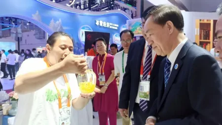 信阳毛尖、金银花茶、蜜雪冰城等惊艳消博会，创新场景展现河南茶文化魅力-信阳毛尖最好品牌排行