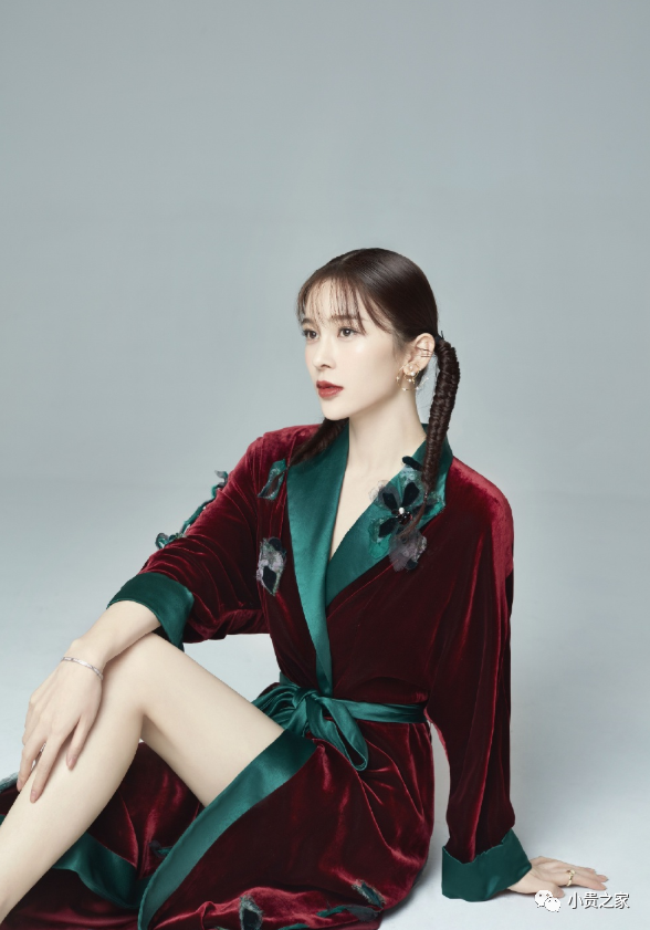 颜值不输流量小星，赵韩樱子“浴袍”穿搭更时尚，让人难以忘怀（赵韩樱子真名叫什么）