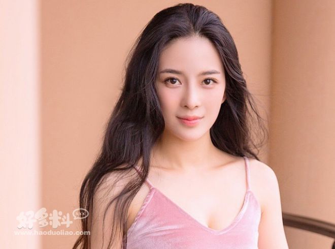 如何评价赵韩樱子的名字 改名之后的她人气不断下滑（赵韩樱子有老公吗）