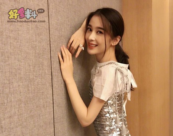 如何评价赵韩樱子的名字 改名之后的她人气不断下滑（赵韩樱子有老公吗）