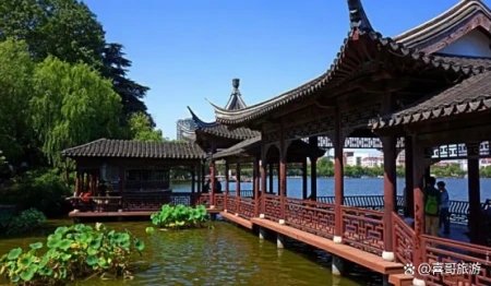 南京有什么好玩的地方？（南京有什么好玩的地方适合学生）