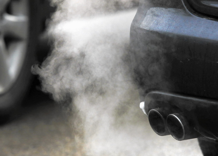 汽车早上发车到底要不要热车，该听谁的？正确的热车到底是怎样的-汽车早上发动多久开好