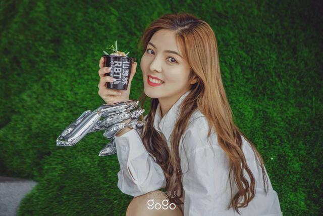 仙踪林RBT回来了，自然是好喝的（仙踪林rapper呦呦欢迎你苹果）