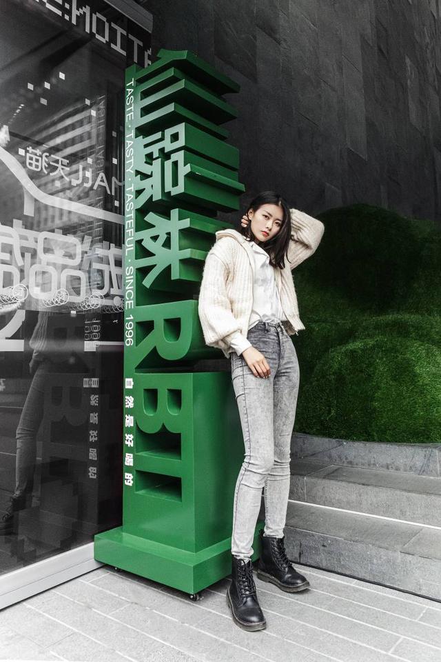 仙踪林RBT回来了，自然是好喝的（仙踪林rapper呦呦欢迎你苹果）