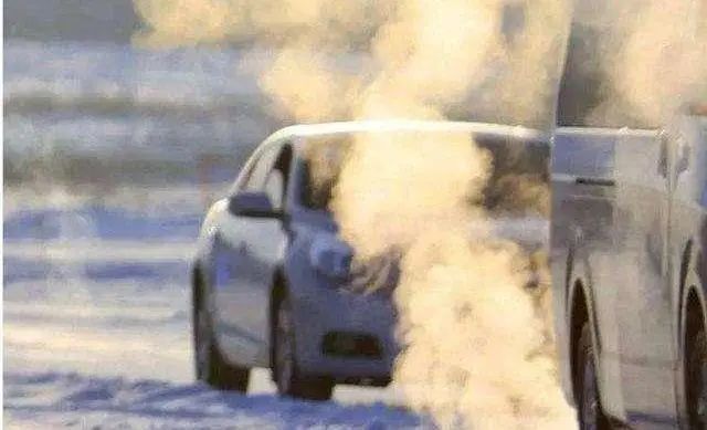 冬季汽车启动需要先热车吗？不热车就启动会有什么影响？-冬天先热车还是先启动