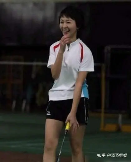 央视台面欧阳夏丹：消失一年惹争议，真相令人泪目，44岁依旧单身-央视欧阳夏丹简介