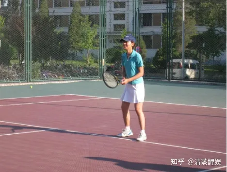 央视台面欧阳夏丹：消失一年惹争议，真相令人泪目，44岁依旧单身-央视欧阳夏丹简介