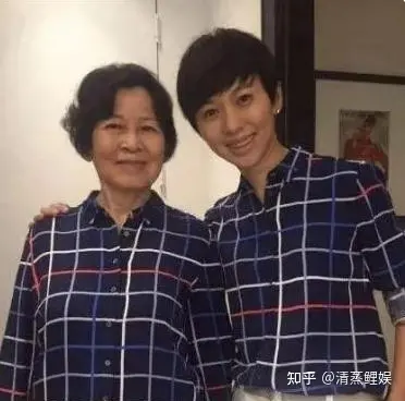 央视台面欧阳夏丹：消失一年惹争议，真相令人泪目，44岁依旧单身-央视欧阳夏丹简介