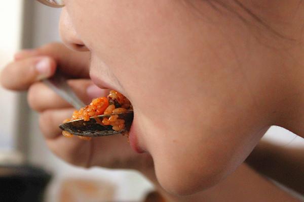 成都升温千足虫满街爬！春夏季蚊虫过敏后，该如何治？-成都夏天有什么