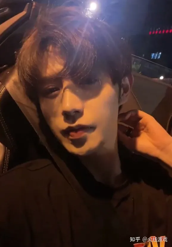 不愧是网恋祖师爷！江南第一深情童锦程开播两个月，订阅量破百万（江南第一深情和童锦程）