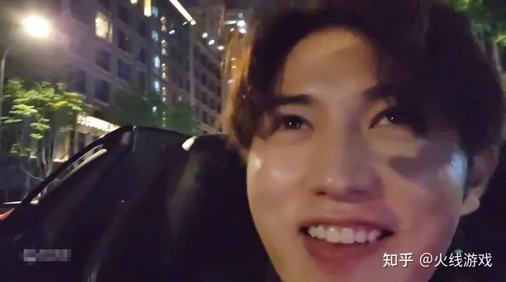 不愧是网恋祖师爷！江南第一深情童锦程开播两个月，订阅量破百万（江南第一深情和童锦程）