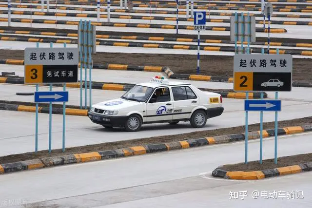 明确了！4月1日后，驾照有"6个变化"，涉及记分、增驾、考试内容-驾照四月一号是真的改变吗