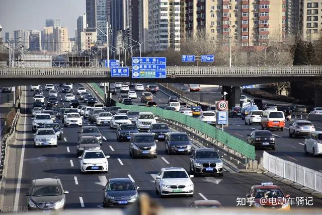 明确了！4月1日后，驾照有"6个变化"，涉及记分、增驾、考试内容-驾照四月一号是真的改变吗