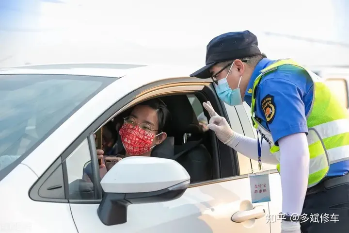 迎来四月，驾驶证有“5大调整”，每件变化车主都能受益-驾驶证政策改革