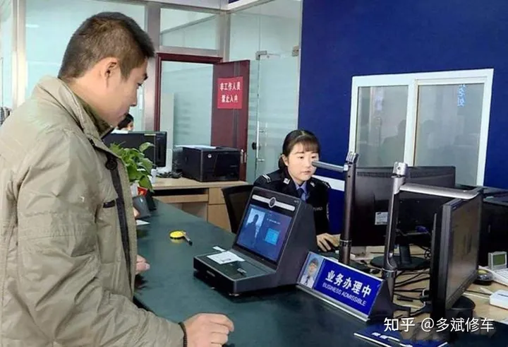 迎来四月，驾驶证有“5大调整”，每件变化车主都能受益-驾驶证政策改革