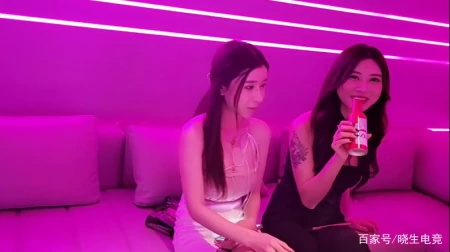 越播越火，网恋祖师爷童锦程两个月粉丝破百万，直播户外人气爆炸（童锦程帅）