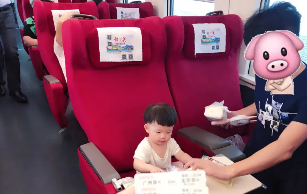 婴儿哭闹女子和宝妈对骂，见识过才知道现在一些女孩子的冷漠矫情-婴儿哭闹妈妈吼叫怎么办