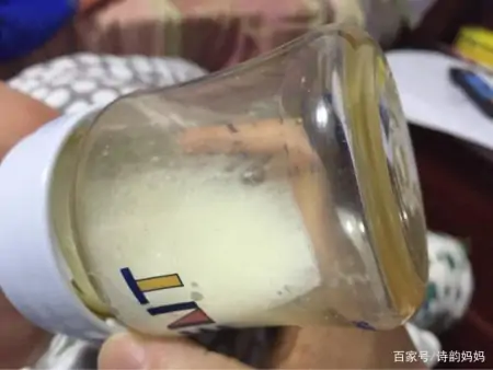 宝宝身体出现这3个特征，说明被“喂养过度”了，宝妈要及时止损-婴儿过度喂养是什么意思