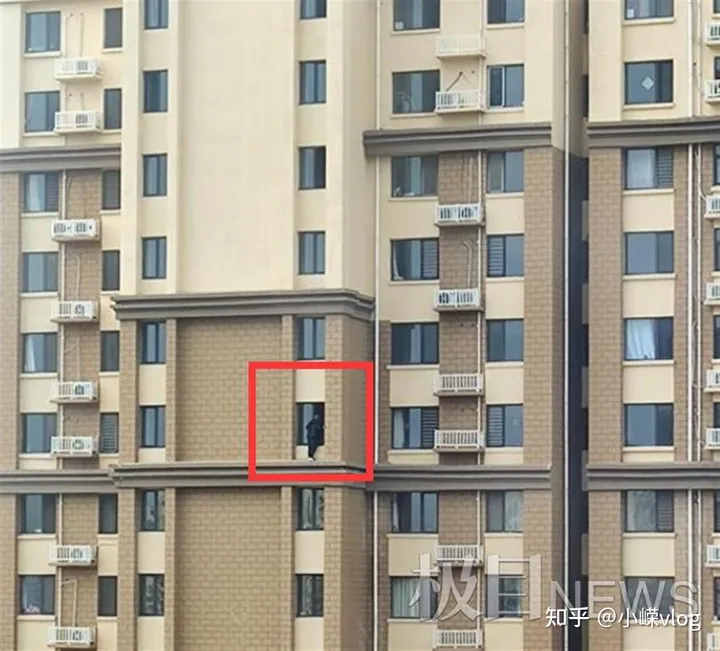 保定警方通报儿童坠楼事件：母子两人抢救无效死亡，涉案男子被控制-保定幼童坠楼