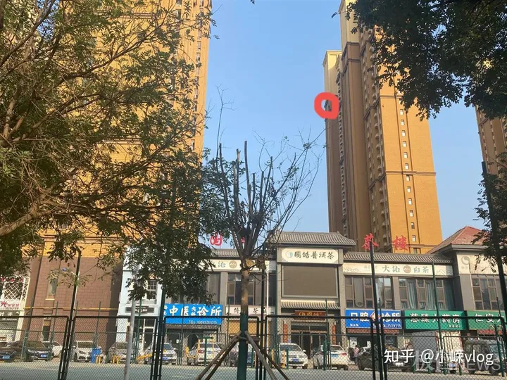 保定警方通报儿童坠楼事件：母子两人抢救无效死亡，涉案男子被控制-保定幼童坠楼