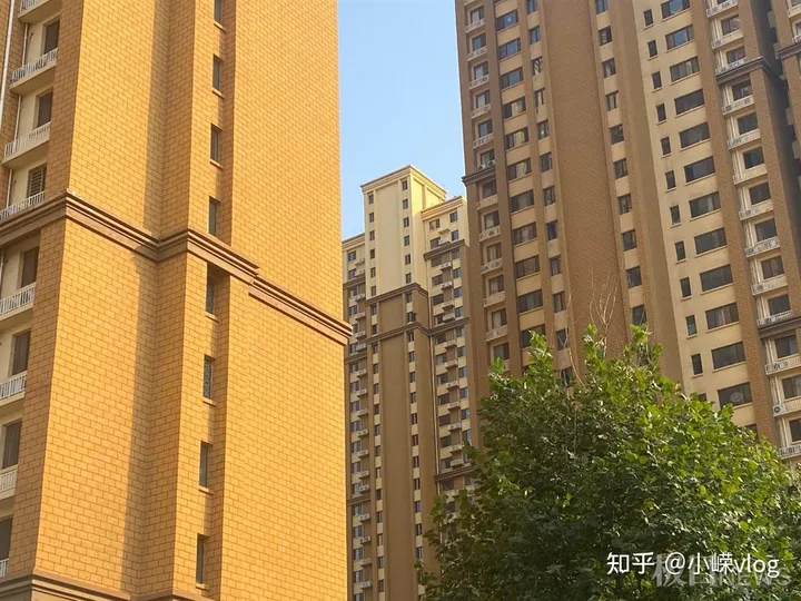 保定警方通报儿童坠楼事件：母子两人抢救无效死亡，涉案男子被控制-保定幼童坠楼