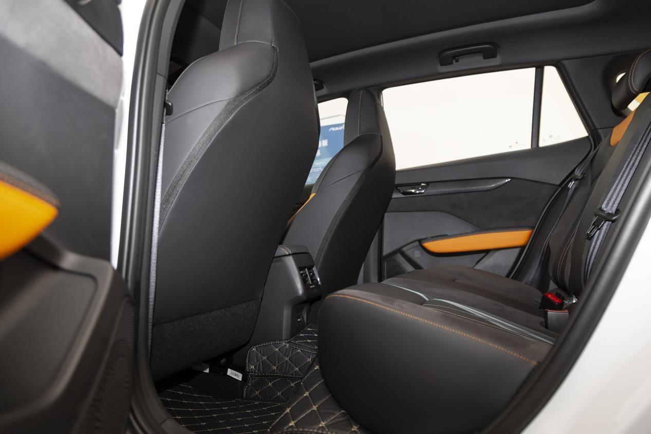 到店实拍奕炫GS马赫版：顶配不到10万，内外全面升级，配置有惊喜-奕炫gs2021款230T自动追星版