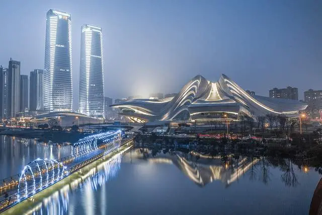 最适合宜居的前15名城市，第一名竟然是它！（2021年最适宜居住的城市）