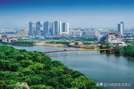 国内宜居放心住的10座城市（国内适宜居住的城市排名）