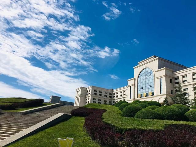 中国“最宜居”的3座城市，大连第一，青岛第二，第三应该是谁？（2021中国最宜居城市）