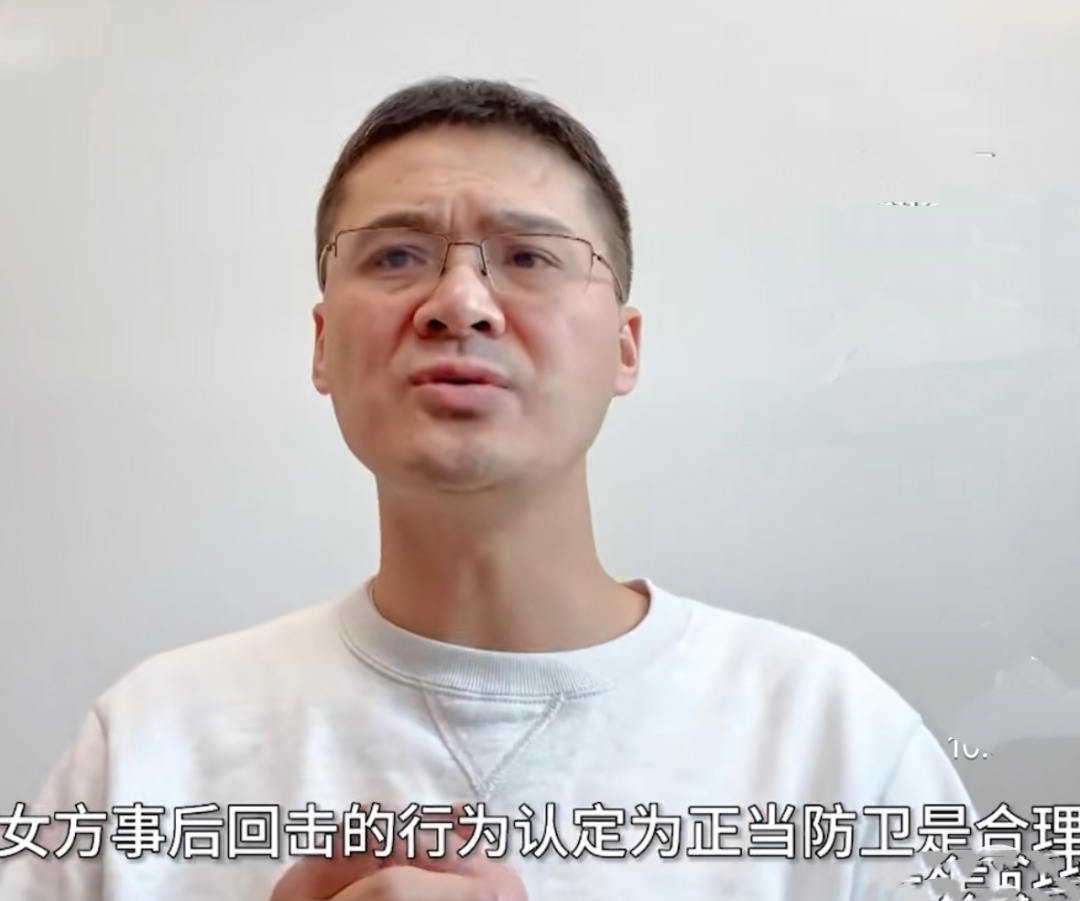 高铁掌掴事件通报来了！画面曝光女子二次动手，定性互殴无争议-高铁上被打