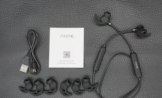 什么蓝牙耳机适合玩游戏？游戏蓝牙耳机排行推荐（最适合玩游戏的蓝牙耳机）