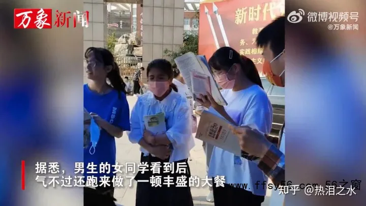 儿子高考结束 亲妈安排剩菜大杂烩 这是咋情况？-妈妈晒出儿子高考前后伙食