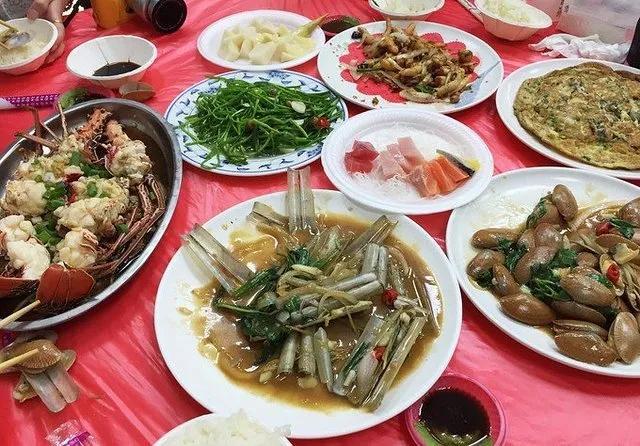 外甥晒高考前后妈妈做的饭菜走红朋友圈，网友：落差好大，得接受-祝福外甥高考成功庆祝福