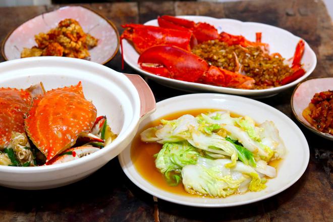 江西小伙晒高考前后伙食差距，果然是亲妈，网友：没对比就没伤害-高考前后饭菜对比分析