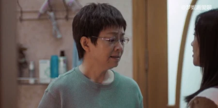 熟年：张春梅辞职带刘红艳创业，一年资产过千万，吴二琥悔不当初