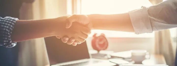 轻奢快时尚品牌UR科技创新路上，易路相伴（ur品牌特色）