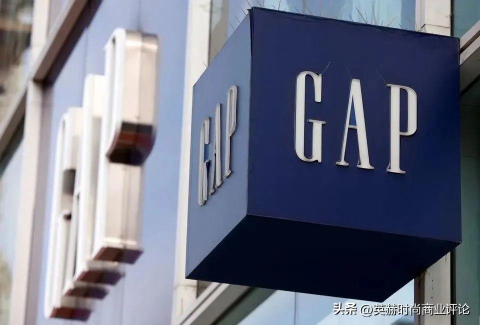 一年开出43家门店，UR成功逆袭优衣库（ur有多少门店）